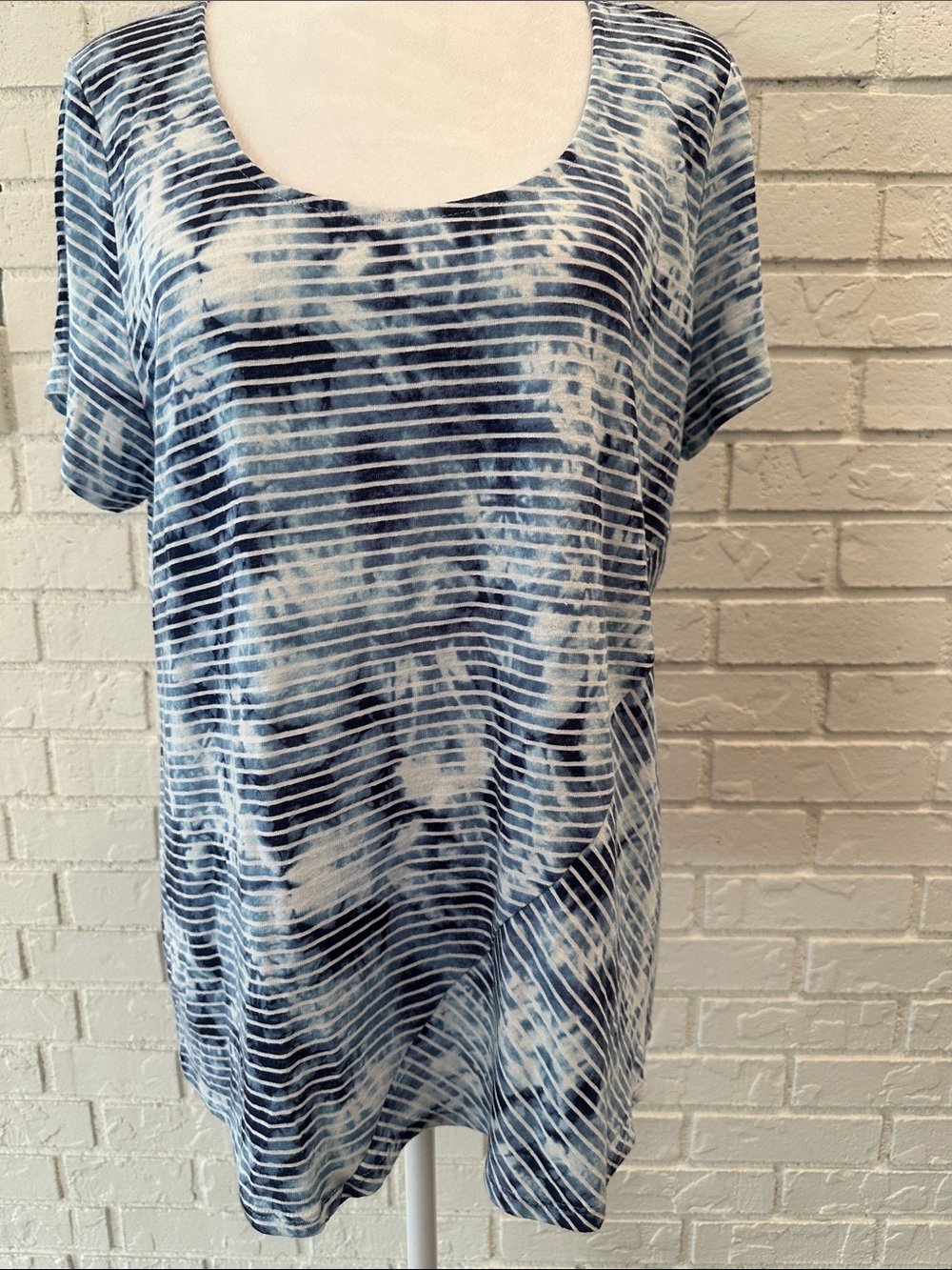Blue Tie-Dye Striped Short Sleeve Tee